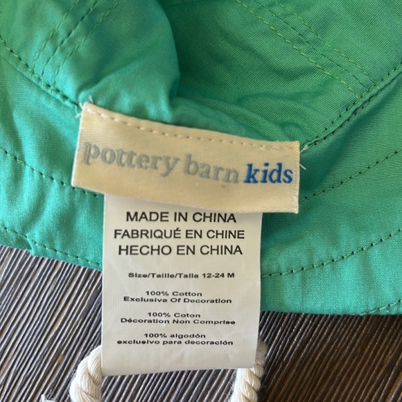 Pottery Barn Toddler Reversible Sun Hat - Picture 4 of 4